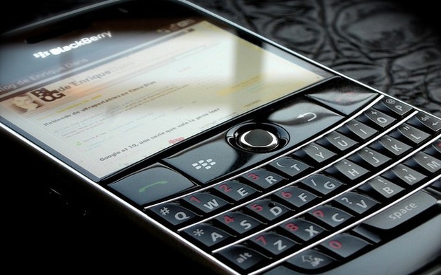 Từ ngày 4/1, điện thoại BlackBerry cũ trở thành ‘cục gạch’