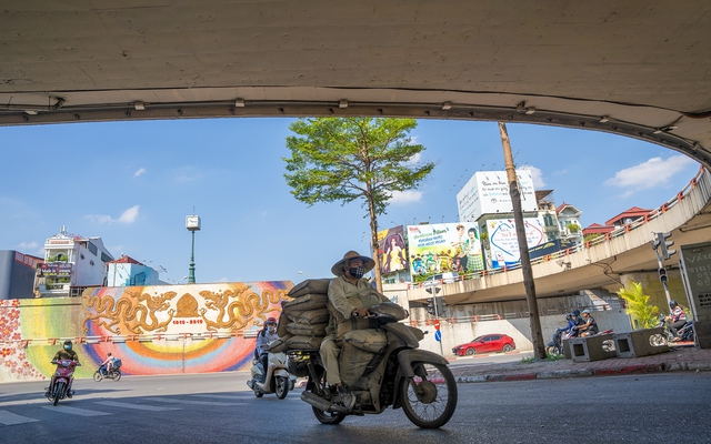 Hà Nội: Tuyến đường vành đai liên tục phá kỷ lục 'đắt nhất hành tinh'