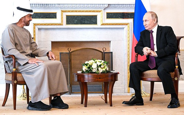 Tổng thống UAE thăm Nga: Bất chấp sức ép từ Mỹ, các nước Ả Rập vẫn tăng cường quan hệ với Moscow