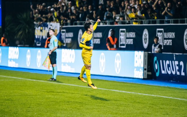 Quang Hải vào sân thi đấu 8 phút, Pau FC giành trọn 3 điểm trên sân Annecy