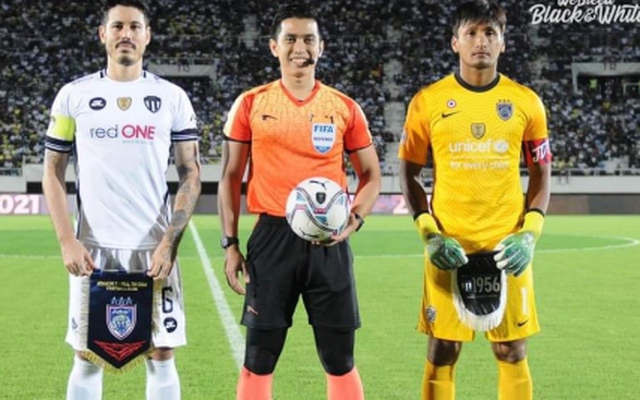 Trọng tài Malaysia ''có duyên'' với bóng đá Việt Nam điều khiển trận đấu ở V-League