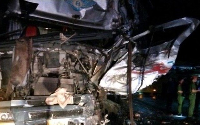 Khẩn cấp điều tra nguyên nhân tai nạn giao thông thảm khốc tại Thừa Thiên – Huế