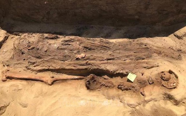 Ai Cập phát hiện nhiều xác ướp có lưỡi vàng