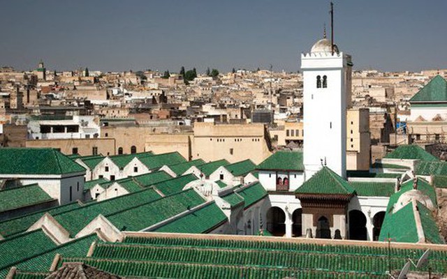 Không phải Oxford hay Cambridge, đây mới là trường đại học "già" nhất thế giới với tuổi đời lên đến 1163 năm