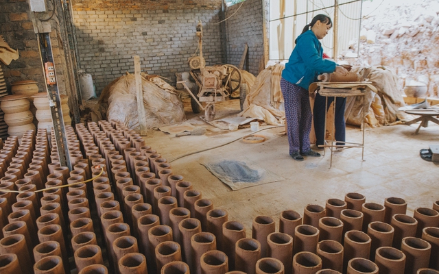 Làng gốm thủ công hơn 700 năm tuổi ở Bắc Ninh tất bật ngày giáp Tết