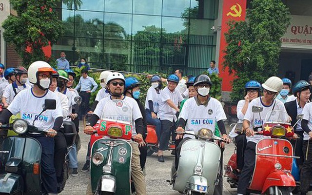 Lái xe Vespa khám phá Quận 3, thăm hầm chứa hơn 3 tấn vũ khí của biệt động Sài Gòn