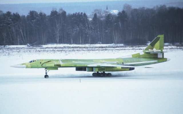 "Thiên nga trắng" - máy bay ném bom chiến lược nguy hiểm nhất của Nga thời điểm hiện tại