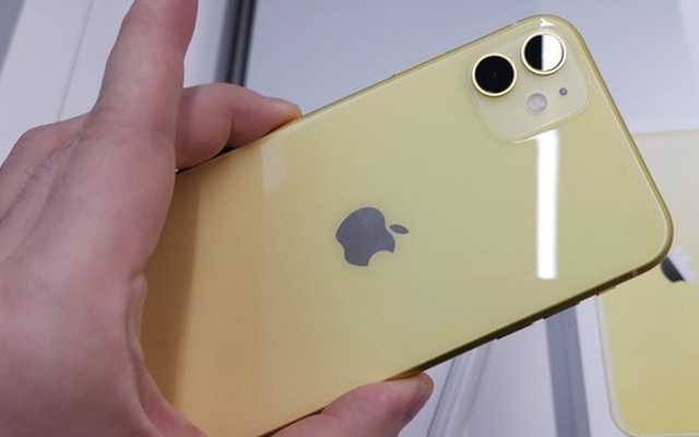 iPhone 11 cũ liên tục rớt giá, giảm xuống mức dưới 9 triệu đồng