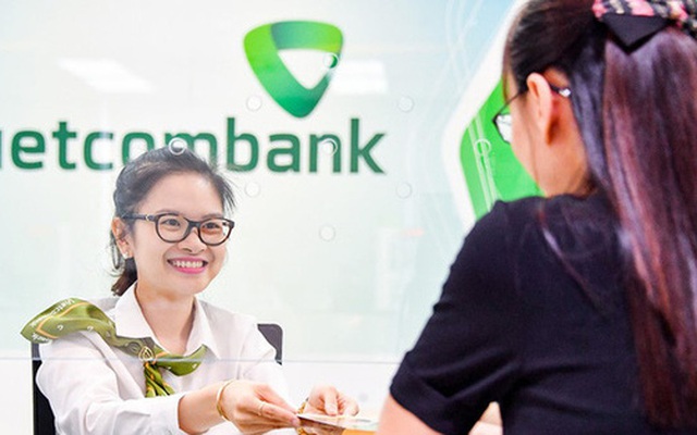 Vietcombank "quay xe", chính thức giảm mạnh phí dịch vụ SMS Banking