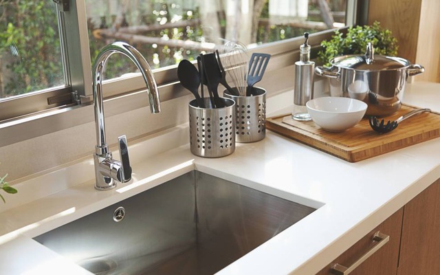 Mẹo làm sạch bóng những đồ dùng cũ kỹ đã muốn bỏ đi