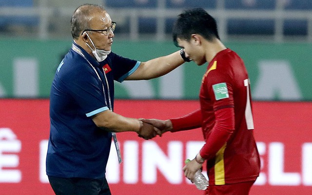 HLV Park Hang-seo: "Nếu Quang Hải đá SEA Games mà chấn thương, CLB ở Áo sẽ hủy hợp đồng"