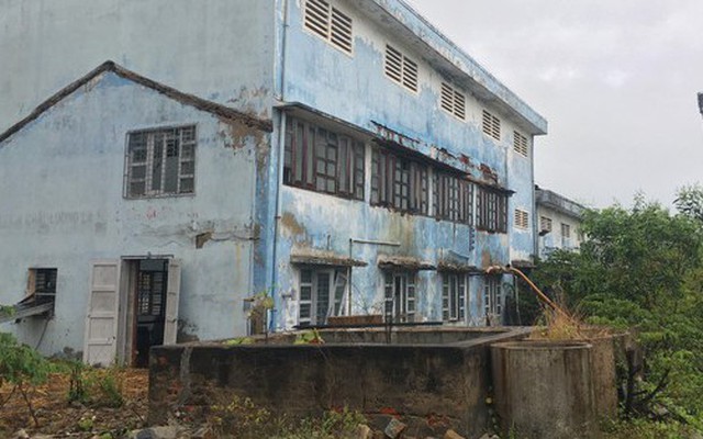 Nhà máy muối với bao kỳ vọng của diêm dân Sa Huỳnh bị xóa sổ