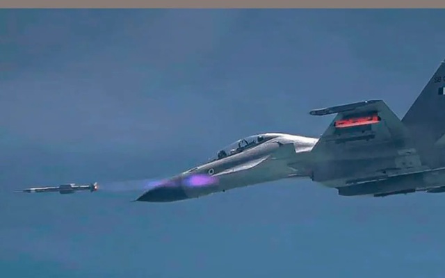Astra Mk1 - Tên lửa siêu mạnh của Ấn Độ: Đối thủ sẽ khiến vũ khí Nga "ế hàng"?