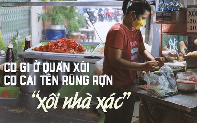 Quán xôi nổi tiếng với cái tên “rùng rợn”: Tuy sợ nhưng lúc nào cũng đông nghịt khách xếp hàng chờ mua