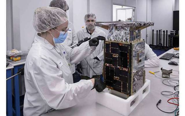 Vệ tinh 32,7 triệu USD của Mỹ mất tích trên đường lên mặt trăng