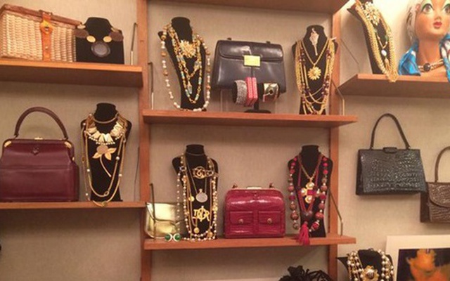 Thời trang vintage lội ngược dòng, đặc biệt là túi xách