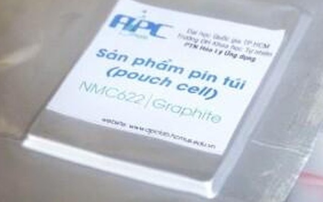 Nhóm nghiên cứu Việt chế tạo pin lithium ion dạng túi từ rơm và vỏ trấu