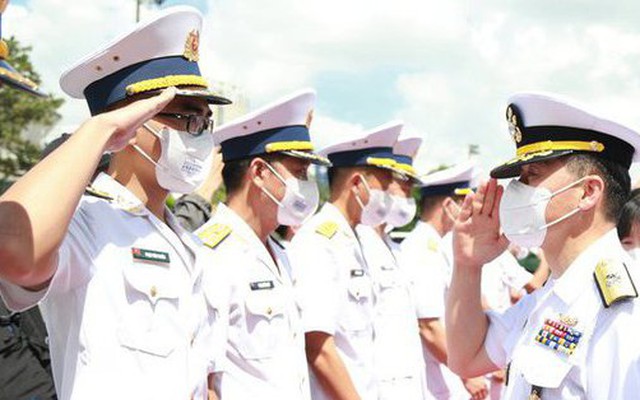 Nhóm tàu huấn luyện tuần tra của Hải quân Hàn Quốc thăm TP Hồ Chí Minh