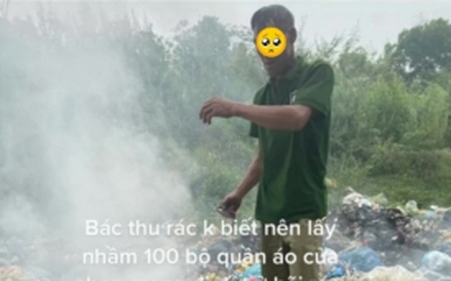 Cộng đồng mạng ngợi khen chuyện bác thu rác lấy nhầm 100 bộ quần áo