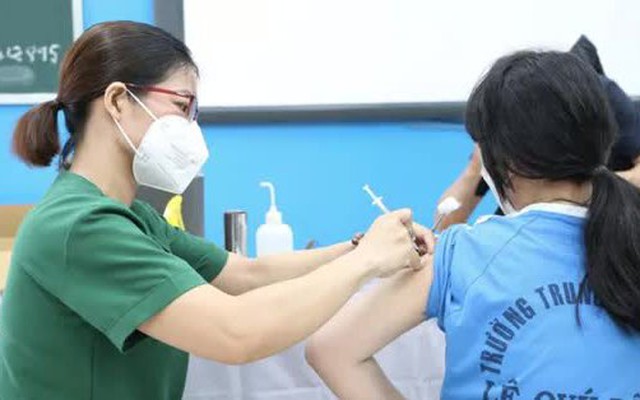 Bộ Y tế lên tiếng về nguyên nhân thiếu vắc-xin COVID-19 Moderna cho trẻ em