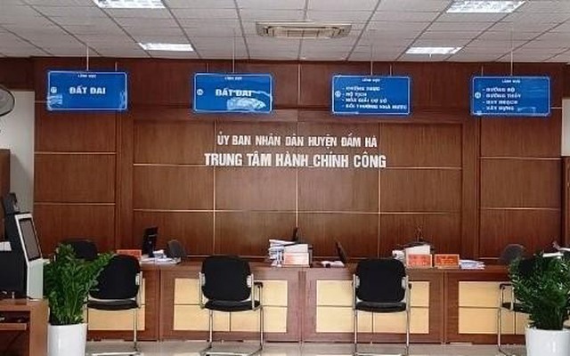 Tạm giữ một Phó Giám đốc Trung tâm hành chính công ở Quảng Ninh để điều tra về hành vi hiếp dâm