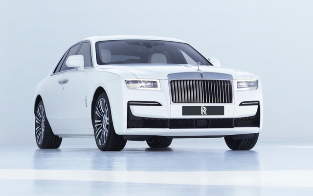 Kinh tế toàn cầu u ám, xe sang Rolls-Royce vẫn bán ào ào