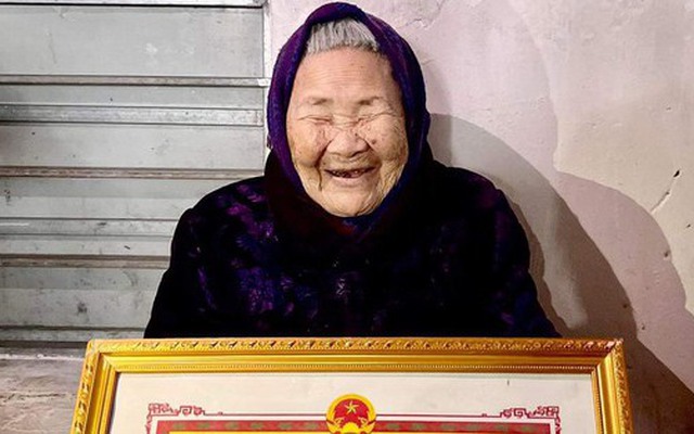Xuân sum vầy bên 5 thế hệ của cụ bà 110 tuổi ở Nghệ An