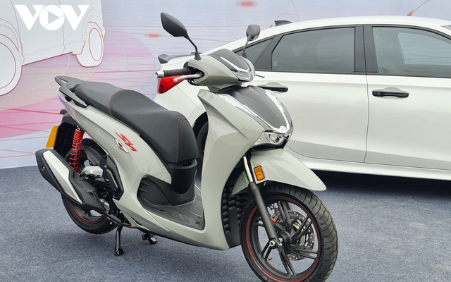 Honda SH350i 2023 thêm màu mới, giá giữ nguyên