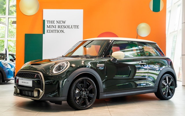 MINI Cooper S 3-Cửa Resolute Edition mới chính hãng tại Việt Nam