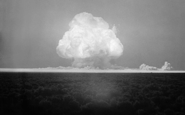 Cuộc đời 'cha đẻ' của bom nguyên tử