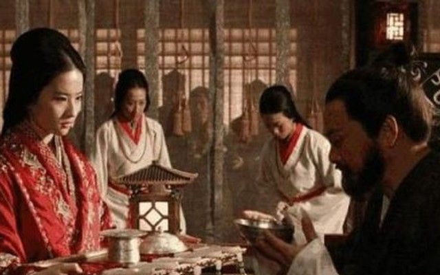 Sở thích lạ của Tào Tháo chỉ lấy phụ nữ góa phụ, hóa ra đằng sau có ẩn tình