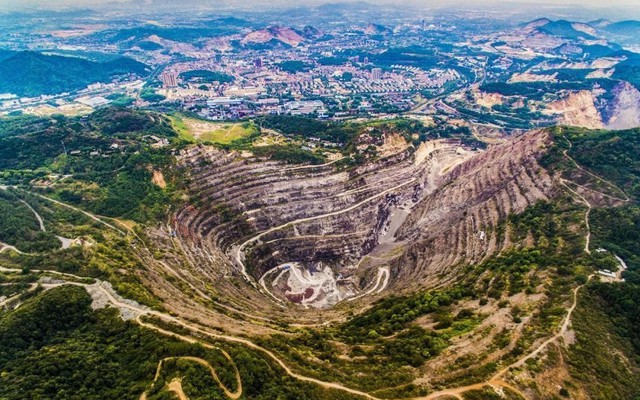 Láng giềng Việt Nam phát hiện 17.000 tỷ tấn siêu kho báu, sẵn sàng công nghệ hiện đại nhất để khai thác