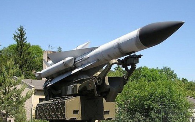 Nga nói quân đội Ukraine tấn công tên lửa quy mô lớn vào Crimea, Biển Azov
