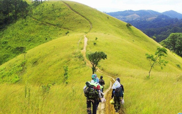 Cung đường leo núi mới đây chính thức đưa vào khai thác, mang vẻ đẹp gai góc, từng xuất hiện trên phim điện ảnh