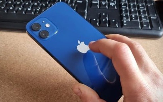 Tính năng độc đáo của logo quả táo trên iPhone