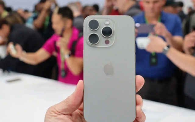 Sau lỗi "nóng", iPhone 15 tiếp tục ghi nhận hàng loạt lỗi mới từ người dùng