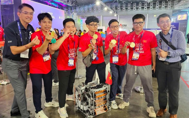 Bí mật về con robot giúp đội Việt Nam thắng hơn 190 đối thủ: Nặng 20 kg, sở hữu tính năng đặc biệt