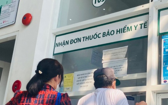 “Trả lại chi phí cho người dân phải tự mua thuốc” - Tại sao không?