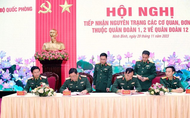 Quân đoàn "tinh, gọn, mạnh" đầu tiên của Quân đội nhân dân Việt Nam có quy mô như thế nào?