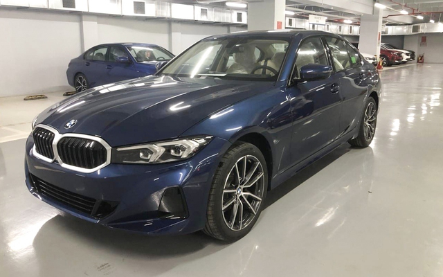 BMW 320i vừa mua đã bán 'rẻ hơn 220 triệu': Chạy chưa đến 50km, nội thất như xe mới