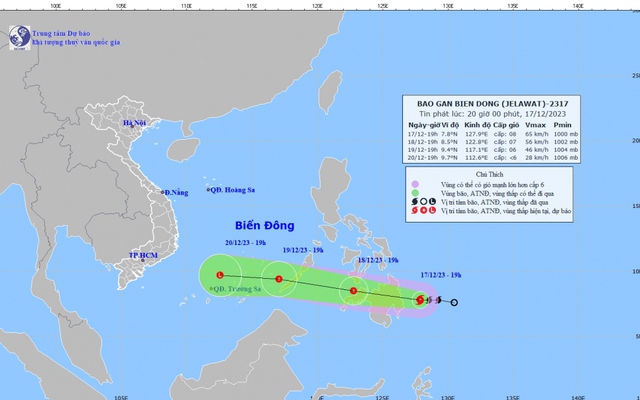 Tin mới nhất về cơn bão trái mùa, giật cấp 10 đang tiến vào Biển Đông