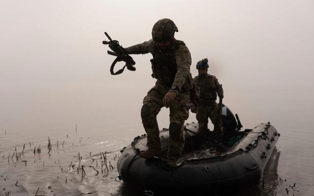 Nỗ lực của Ukraine phá thủng phòng tuyến Nga ở sông Dnipro hóa chiến dịch "tự sát"