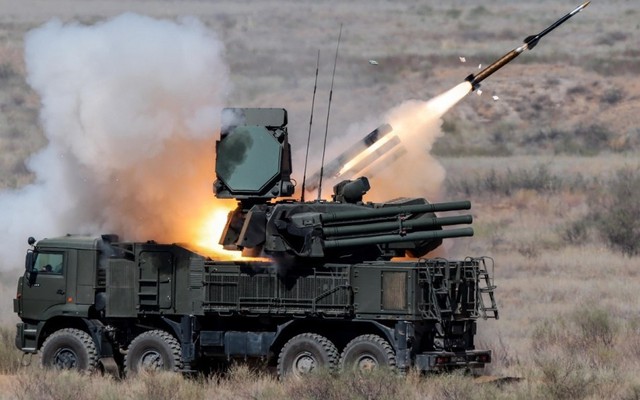 Pantsir-SM với tên lửa mới sẵn sàng đối mặt tiêm kích F-16