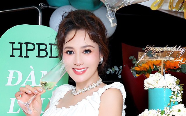 Hoa hậu Đàm Lưu Ly: "Tôi đang ở trên đỉnh của hạnh phúc, chẳng cần gì hơn nữa"