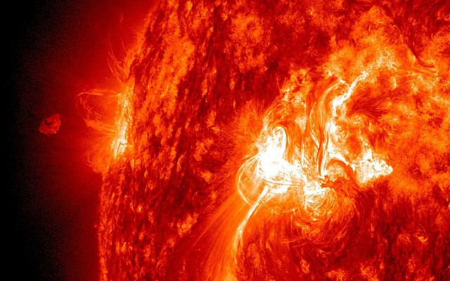 Phát hiện lỗ hổng lớn gấp 60 lần Trái Đất trên Mặt Trời