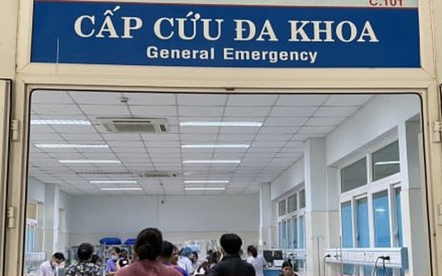 Gần 30 học sinh ở Quảng Ngãi nhập viện sau khi ăn thạch 'lạ'