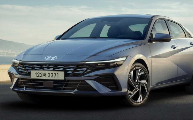 Loạt ảnh chính thức đầu tiên của Hyundai Elantra 2023: Không còn đèn mắt xếch và mặt ca lăng miệng rộng