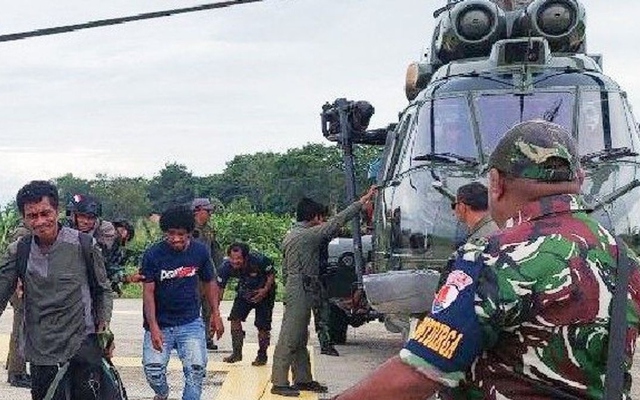 Indonesia giải cứu toàn bộ hành khách trên máy bay bị phiến quân phóng hỏa