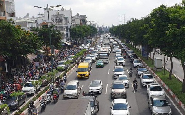 Sau 10 năm đưa vào sử dụng, dự án giao thông nghìn tỉ ở TPHCM vẫn chưa quyết toán xong