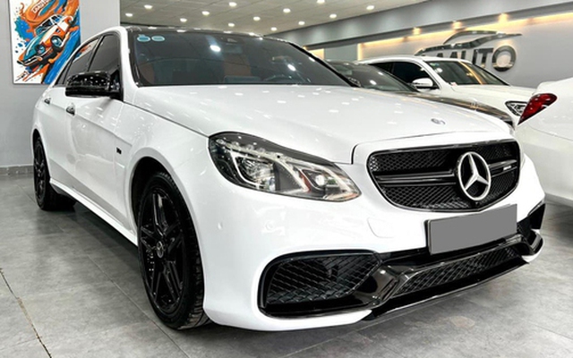 800 triệu chưa đủ ‘đập hộp’ Civic RS nhưng mua được Mercedes-Benz E 400: Nội thất kiểu Hermes, mạnh 333 mã lực